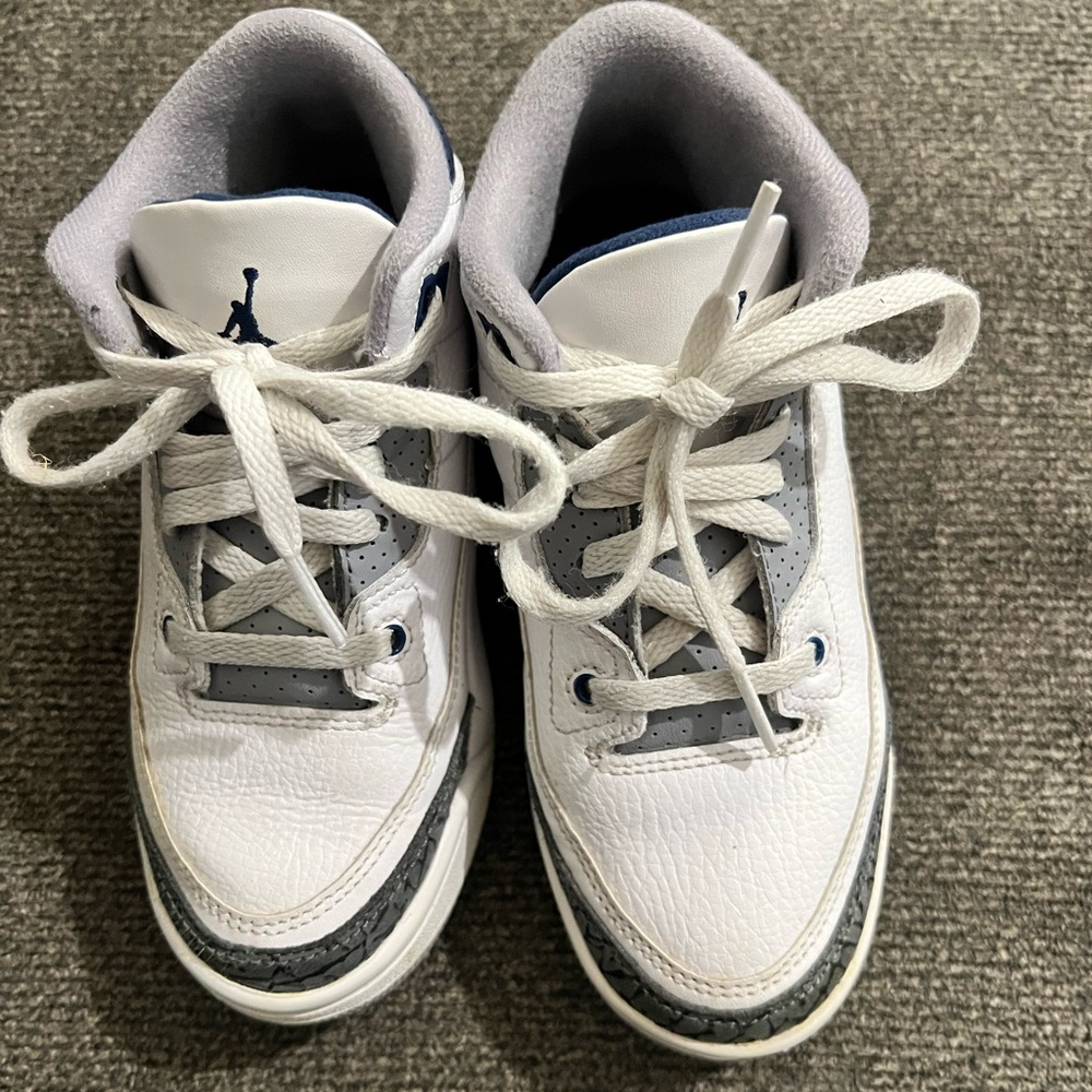 Kids Jordan Retro 3 Cement Grey